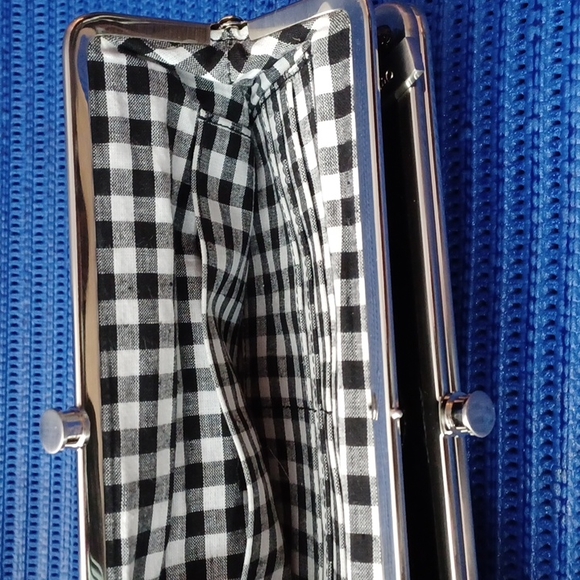 Hobo International - Picture 4 of 10